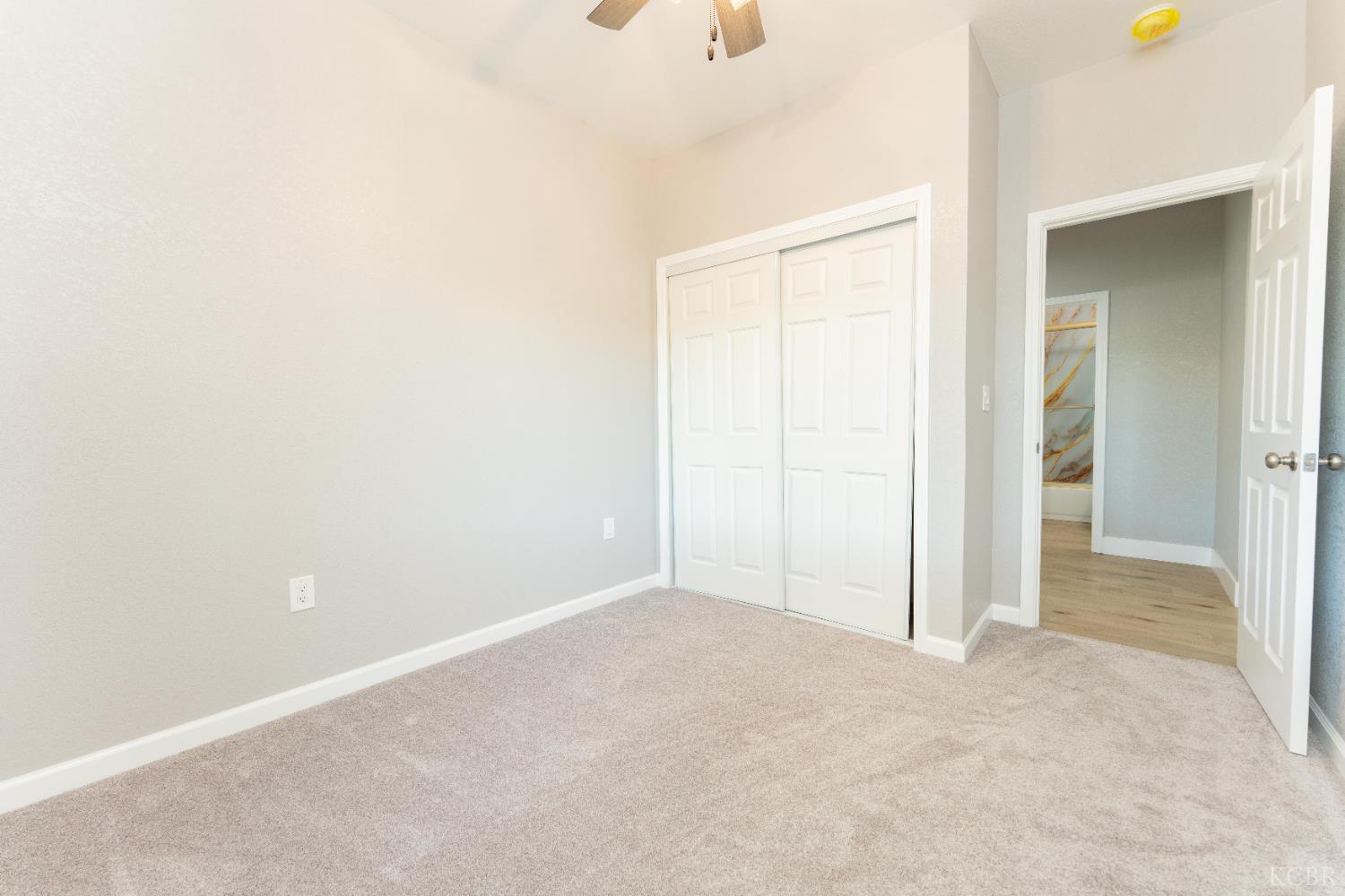 7380 14th Ave, Hanford, CA 93230