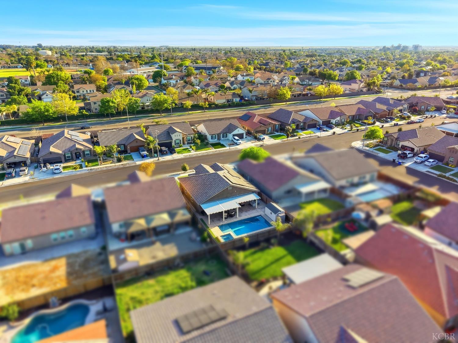 756 Strada St, Lemoore, CA 93245