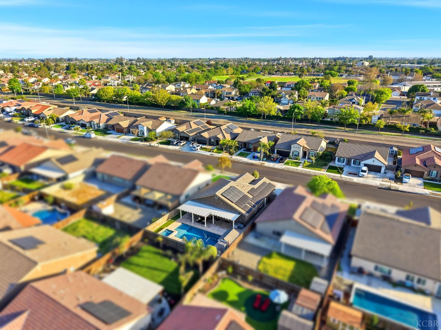 756 Strada St, Lemoore, CA 93245