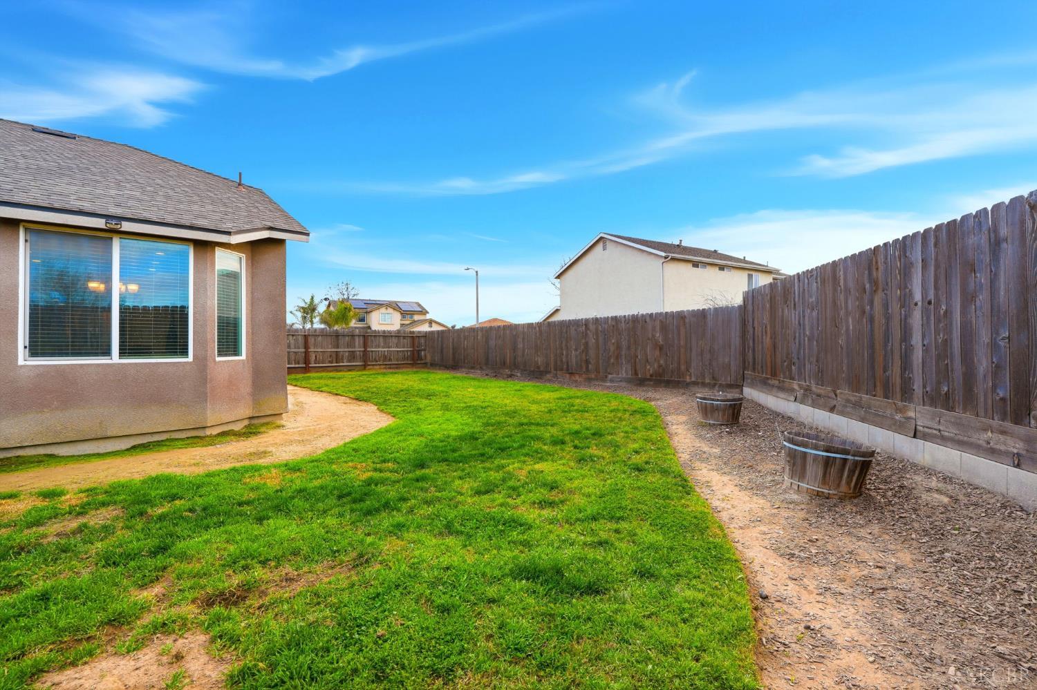 1340 Waterview St, Hanford, CA 93230