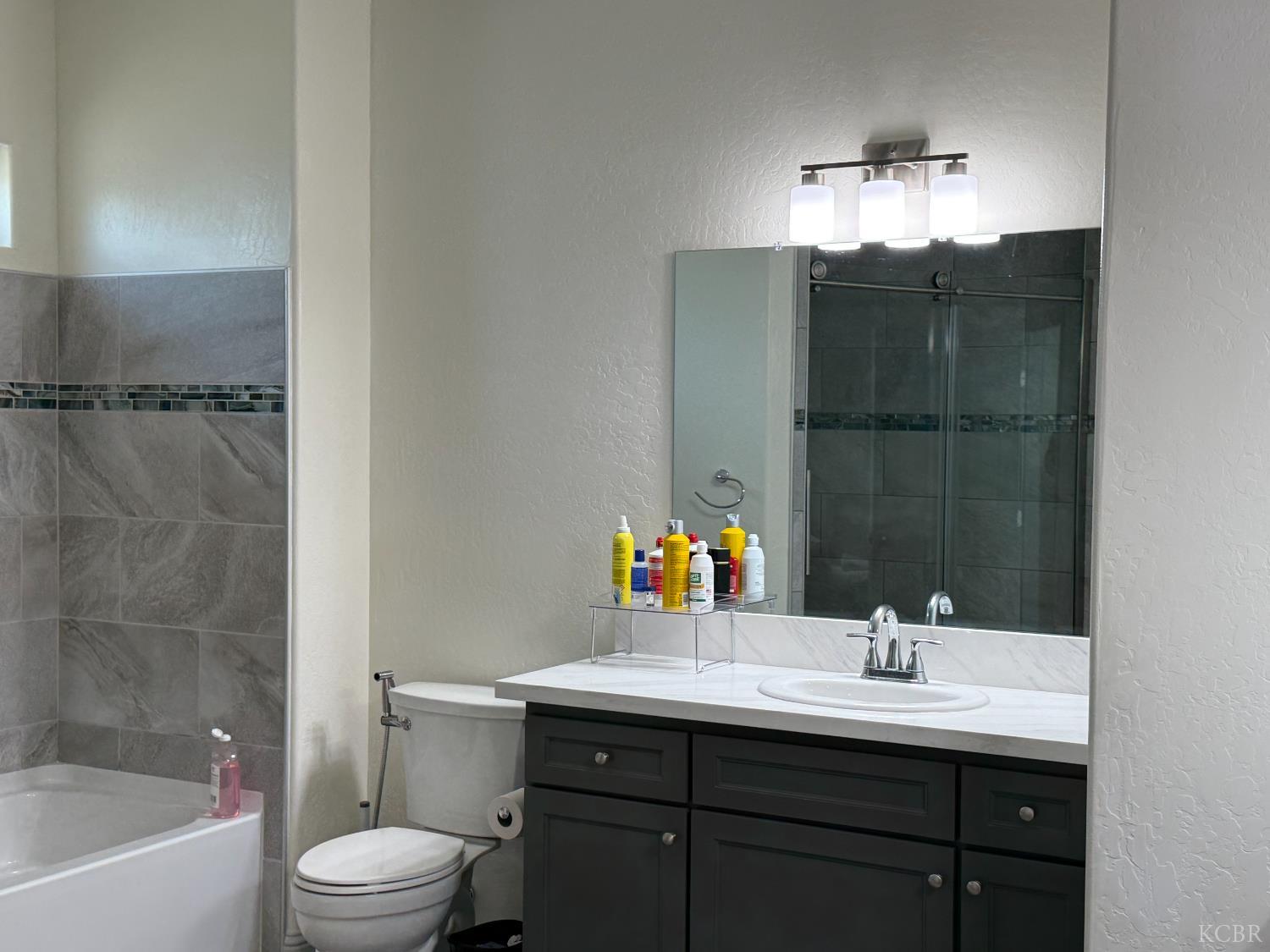 1701 chase, Corcoran, CA 93212