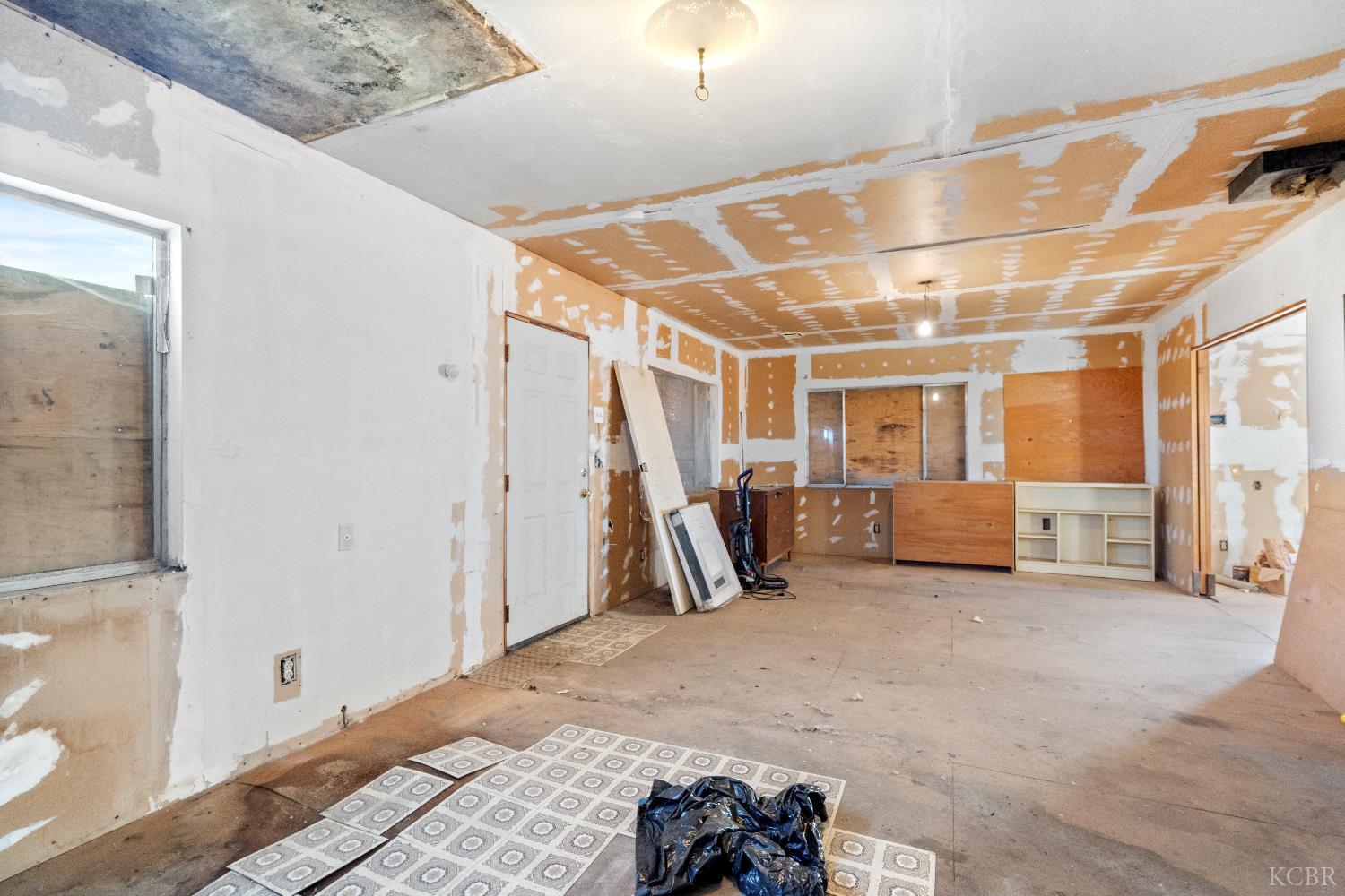 16737 Colony Rd, Lemoore, CA 93245