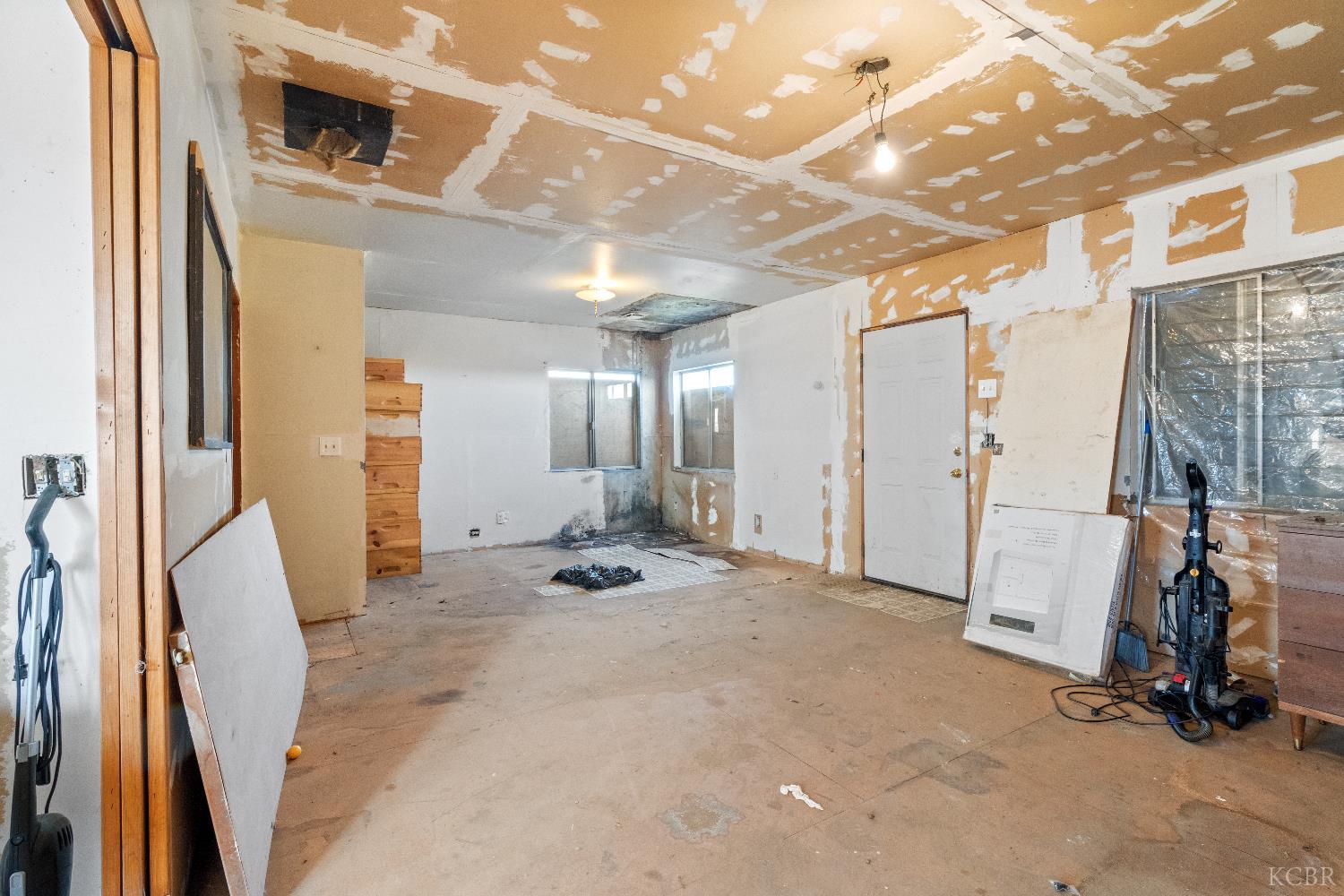 16737 Colony Rd, Lemoore, CA 93245