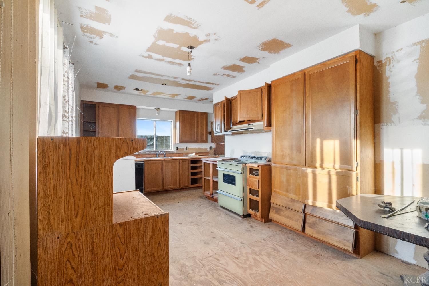 16737 Colony Rd, Lemoore, CA 93245