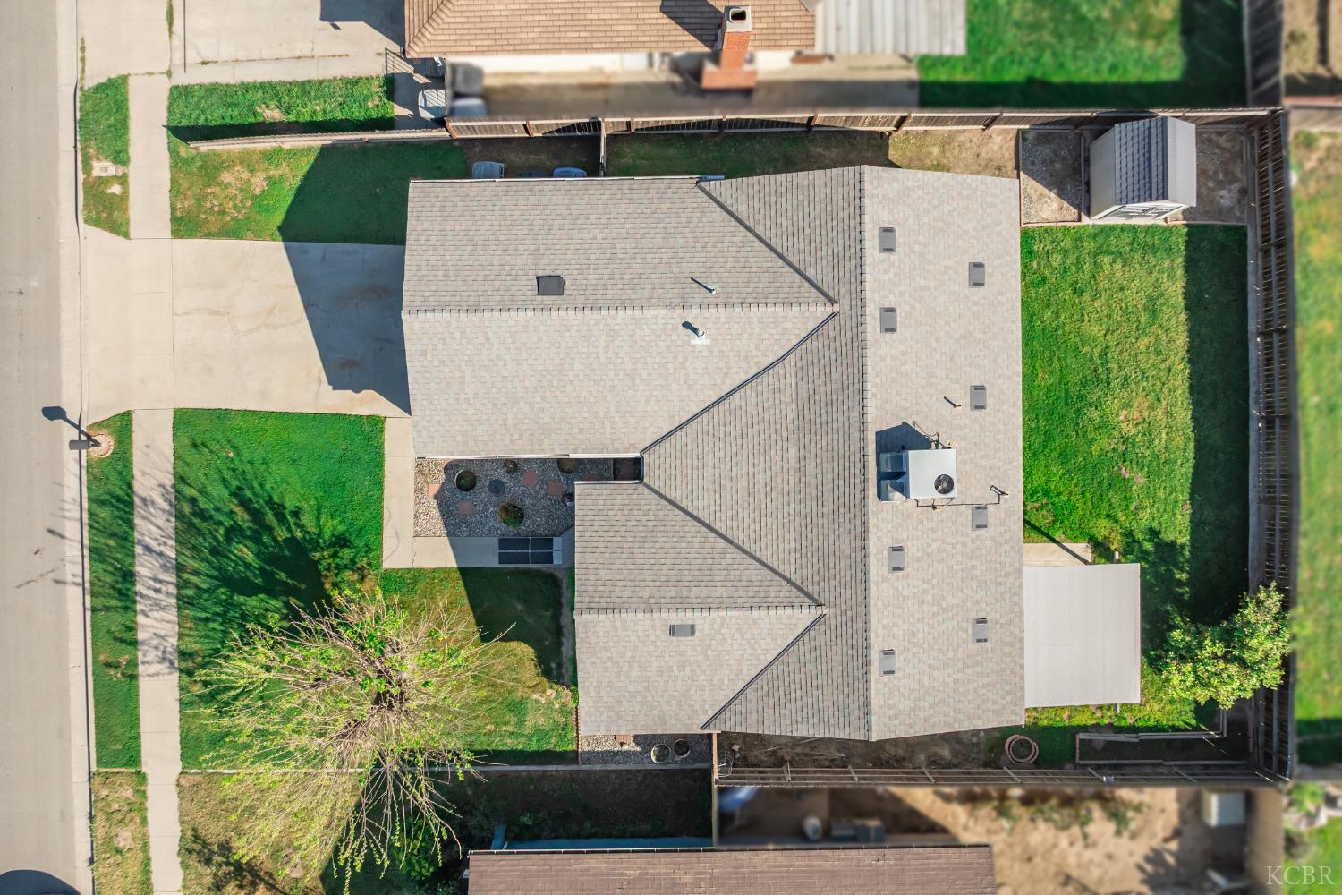 1165 S 12th Ave, Hanford, CA 93230