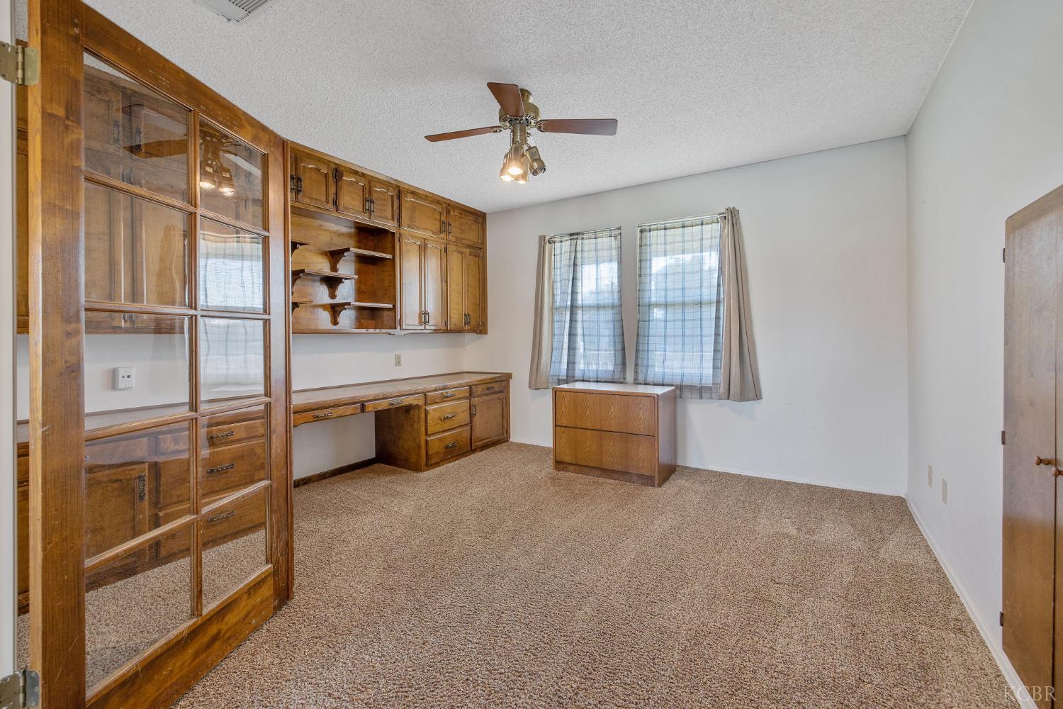 557 Beechwood Cir, Lemoore, CA 93245