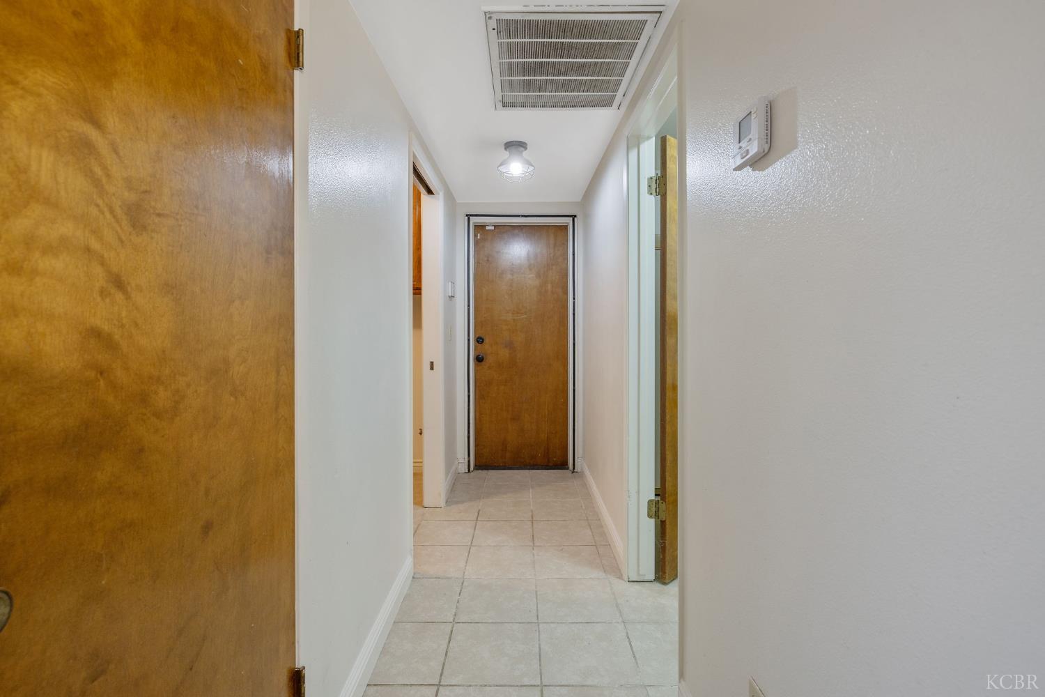 557 Beechwood Cir, Lemoore, CA 93245