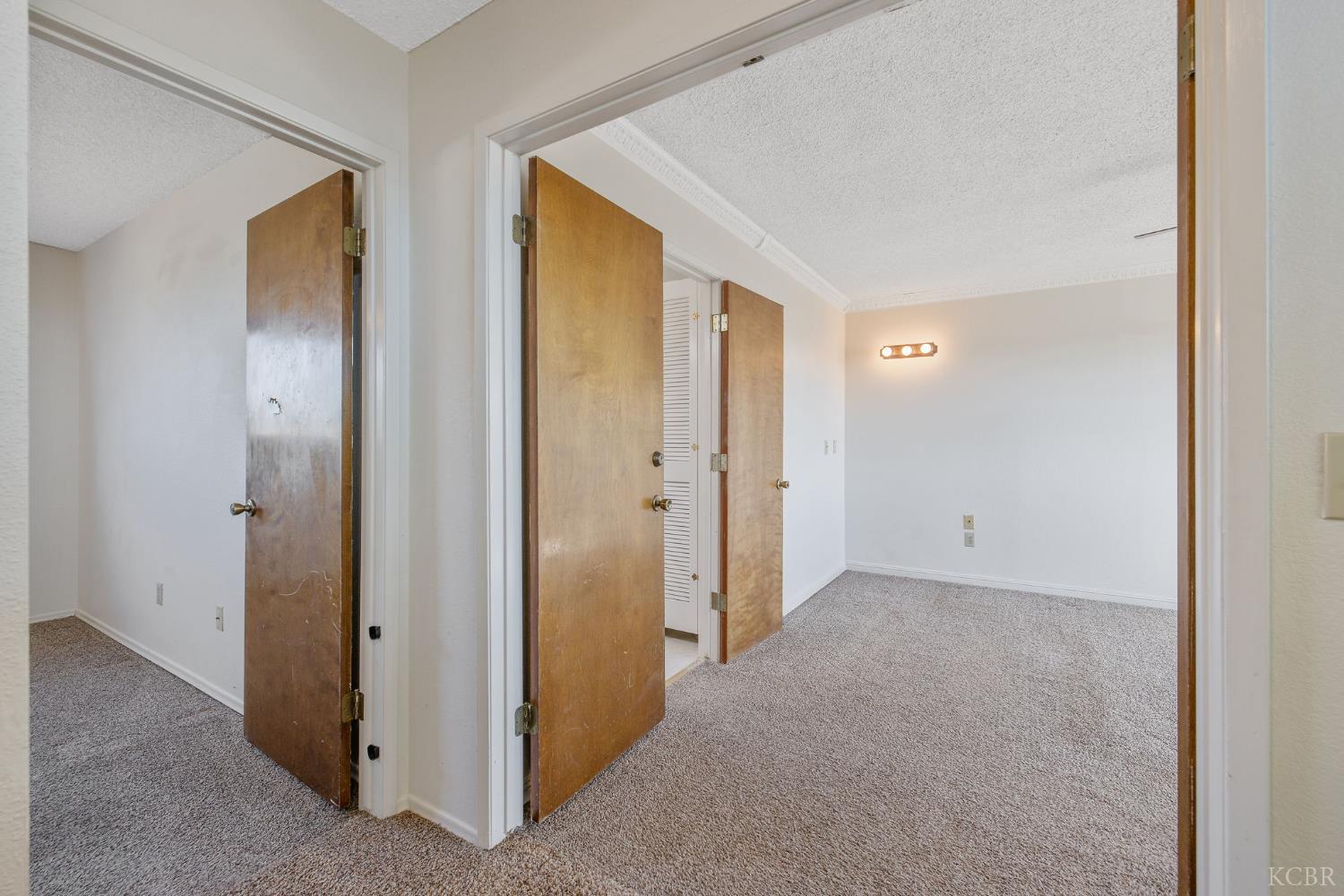 557 Beechwood Cir, Lemoore, CA 93245