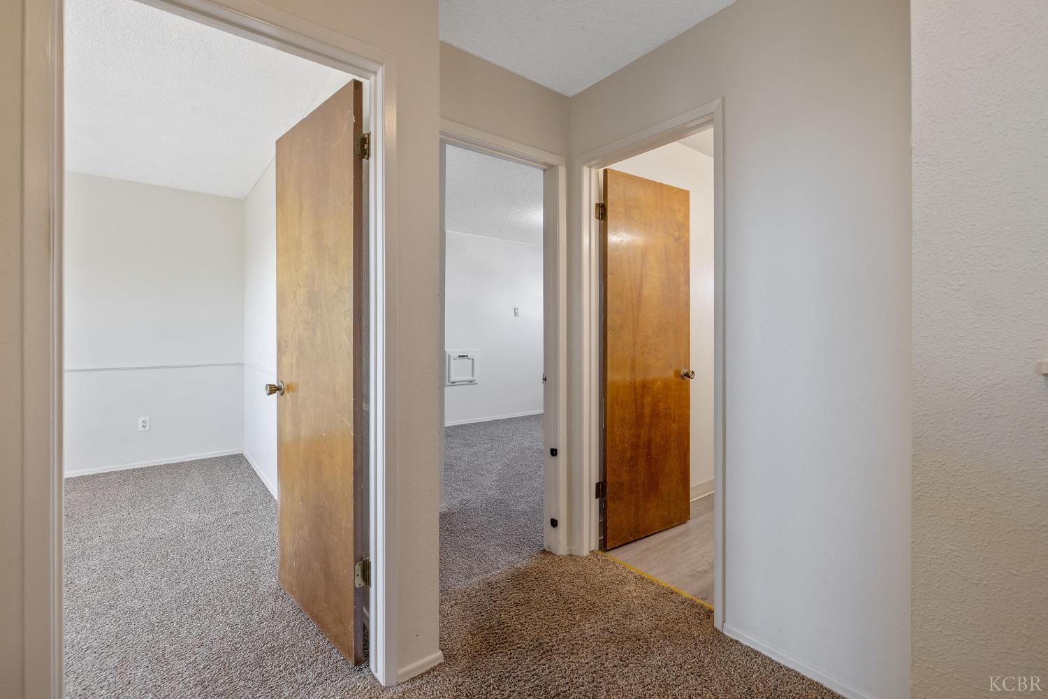 557 Beechwood Cir, Lemoore, CA 93245