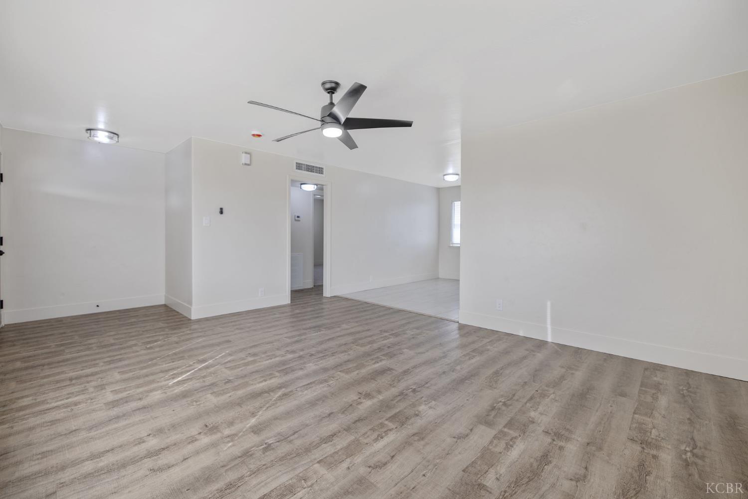 364 S Newman Rd, Tipton, CA 93272