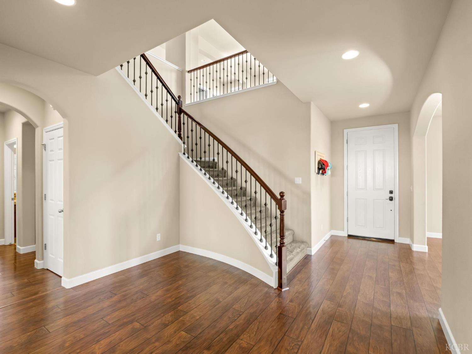 1178 Blackwood Ave, Clovis, CA 93619