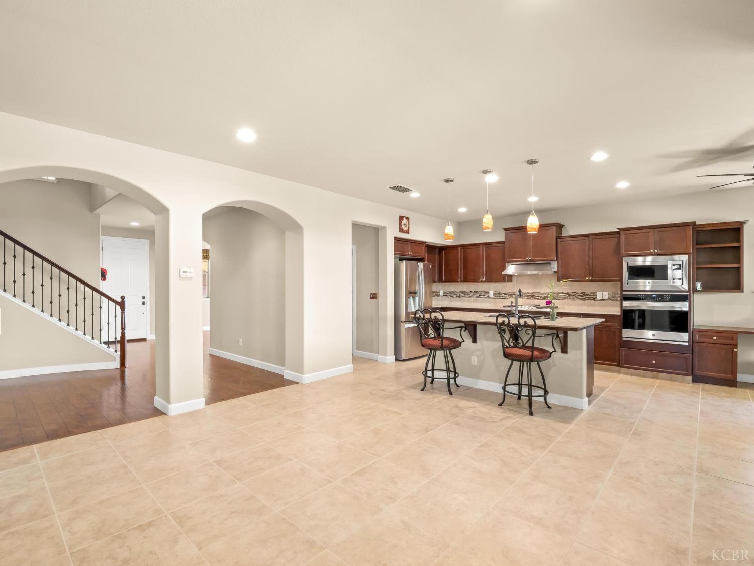 1178 Blackwood Ave, Clovis, CA 93619