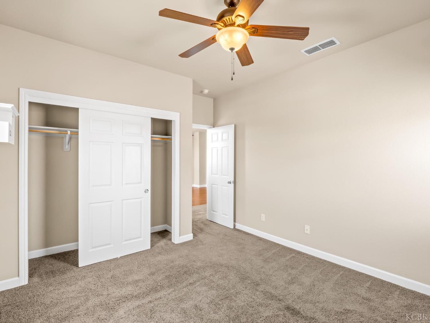 1178 Blackwood Ave, Clovis, CA 93619