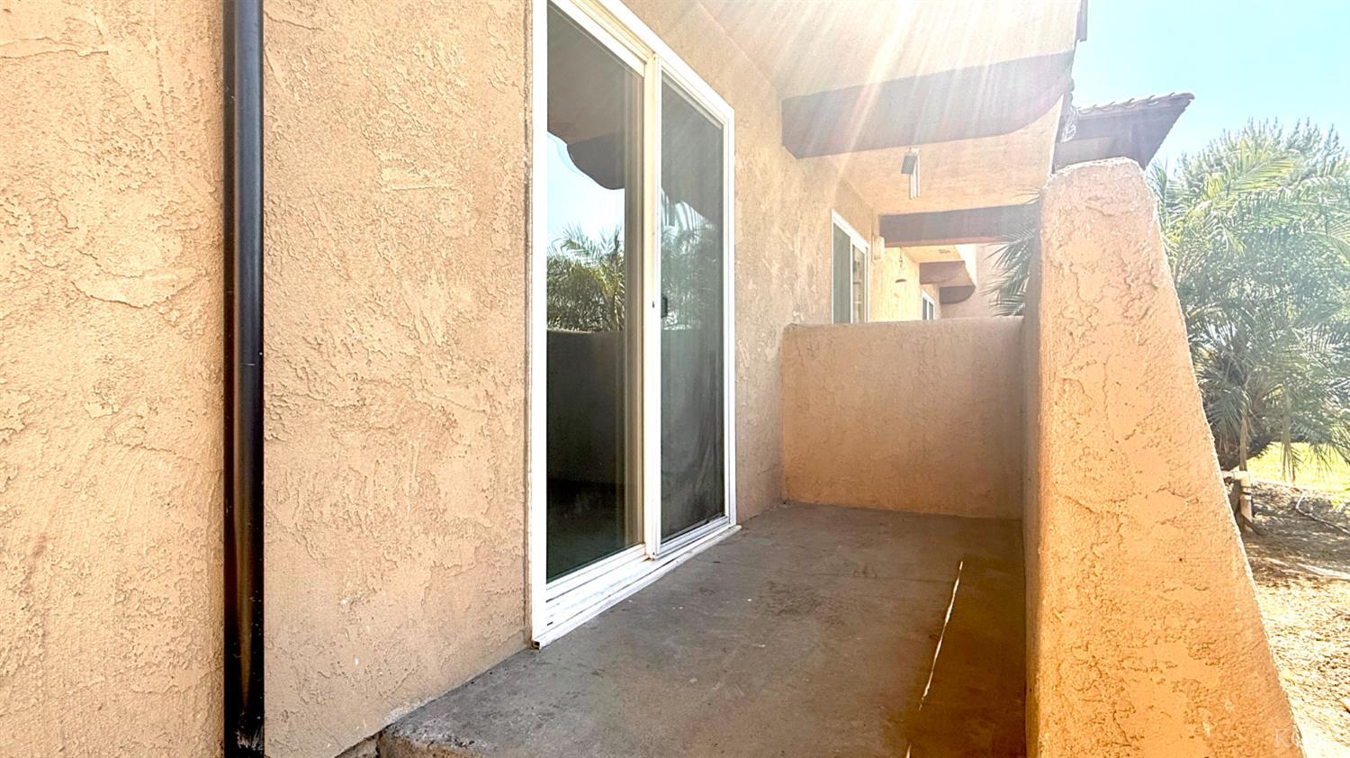 880 Greenfield Ave, Hanford, CA 93230