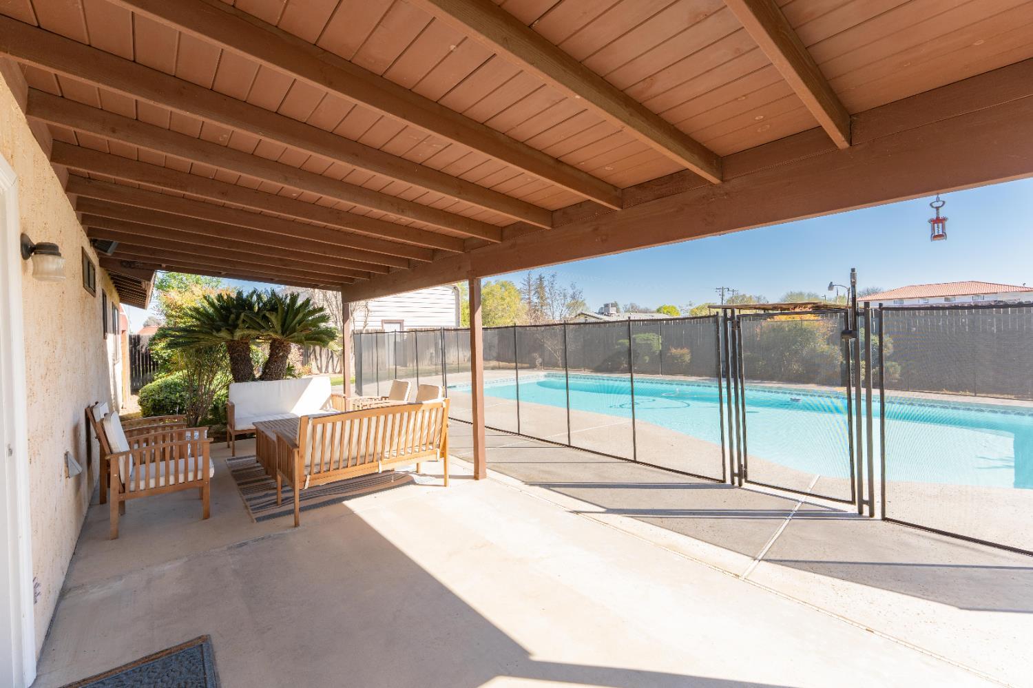 10200 Wayland Ct, Bakersfield, CA 93312