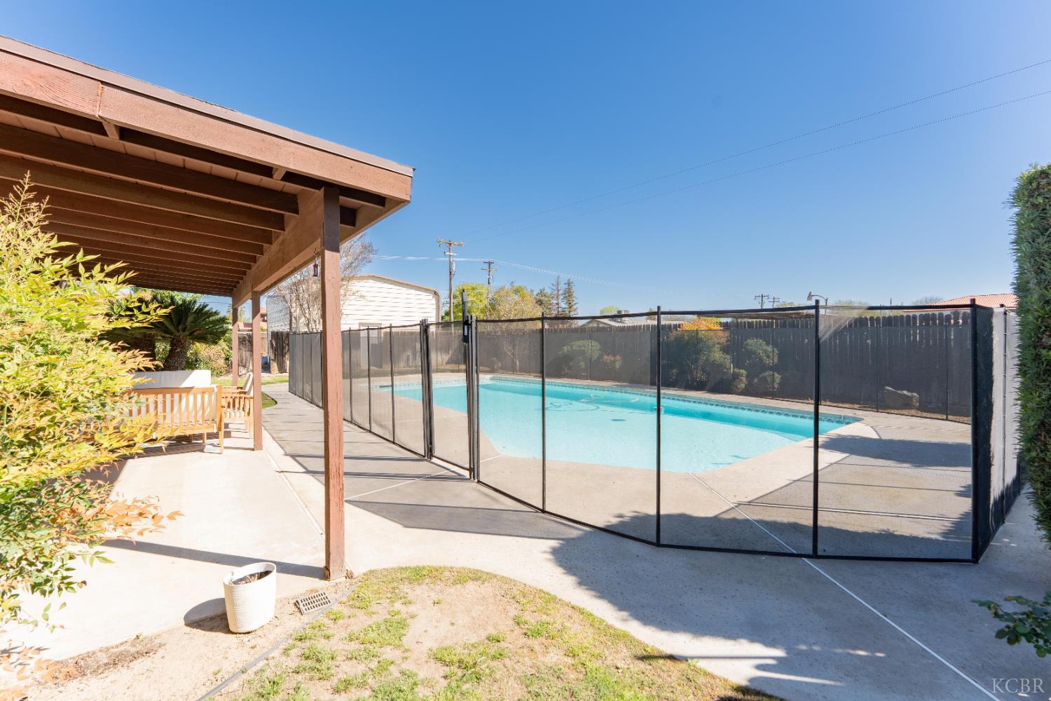 10200 Wayland Ct, Bakersfield, CA 93312