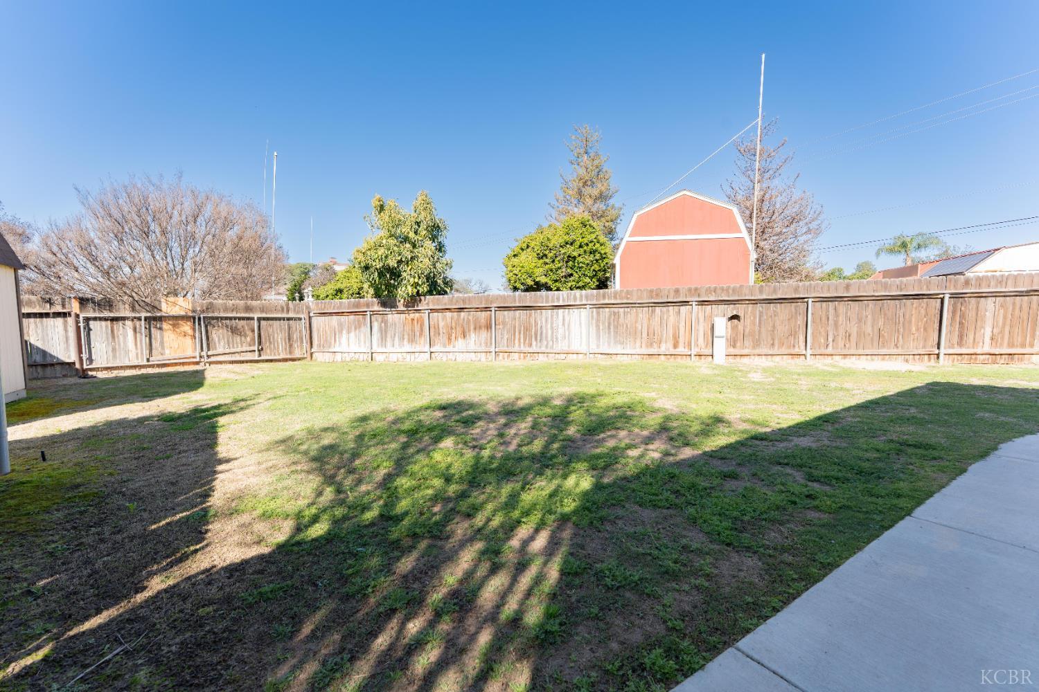 10200 Wayland Ct, Bakersfield, CA 93312