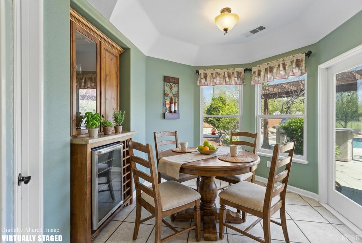 32250 Appaloosa Dr, Lindsay, CA 93265