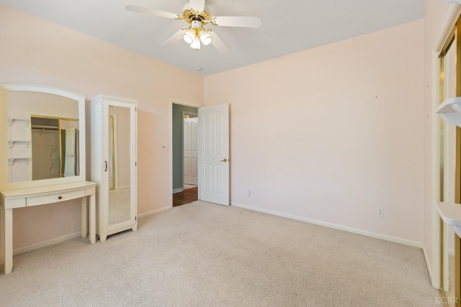 32250 Appaloosa Dr, Lindsay, CA 93265