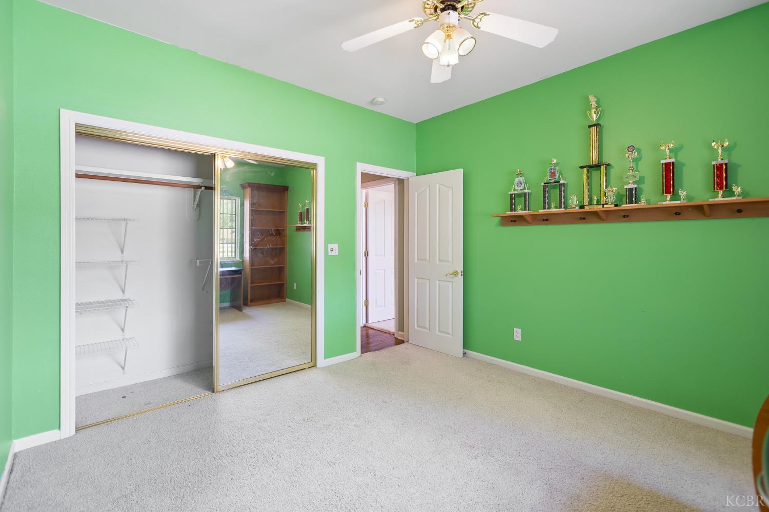 32250 Appaloosa Dr, Lindsay, CA 93265