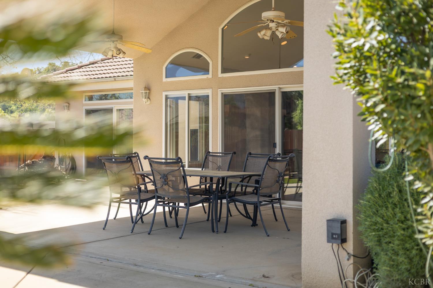 32250 Appaloosa Dr, Lindsay, CA 93265