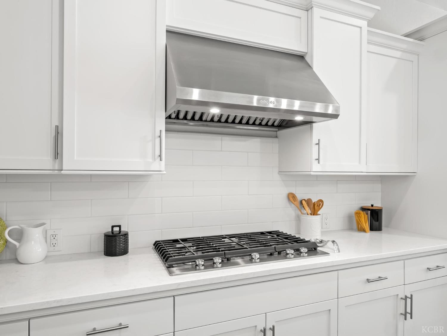 1734 N Park Ave, Clovis, CA 93619