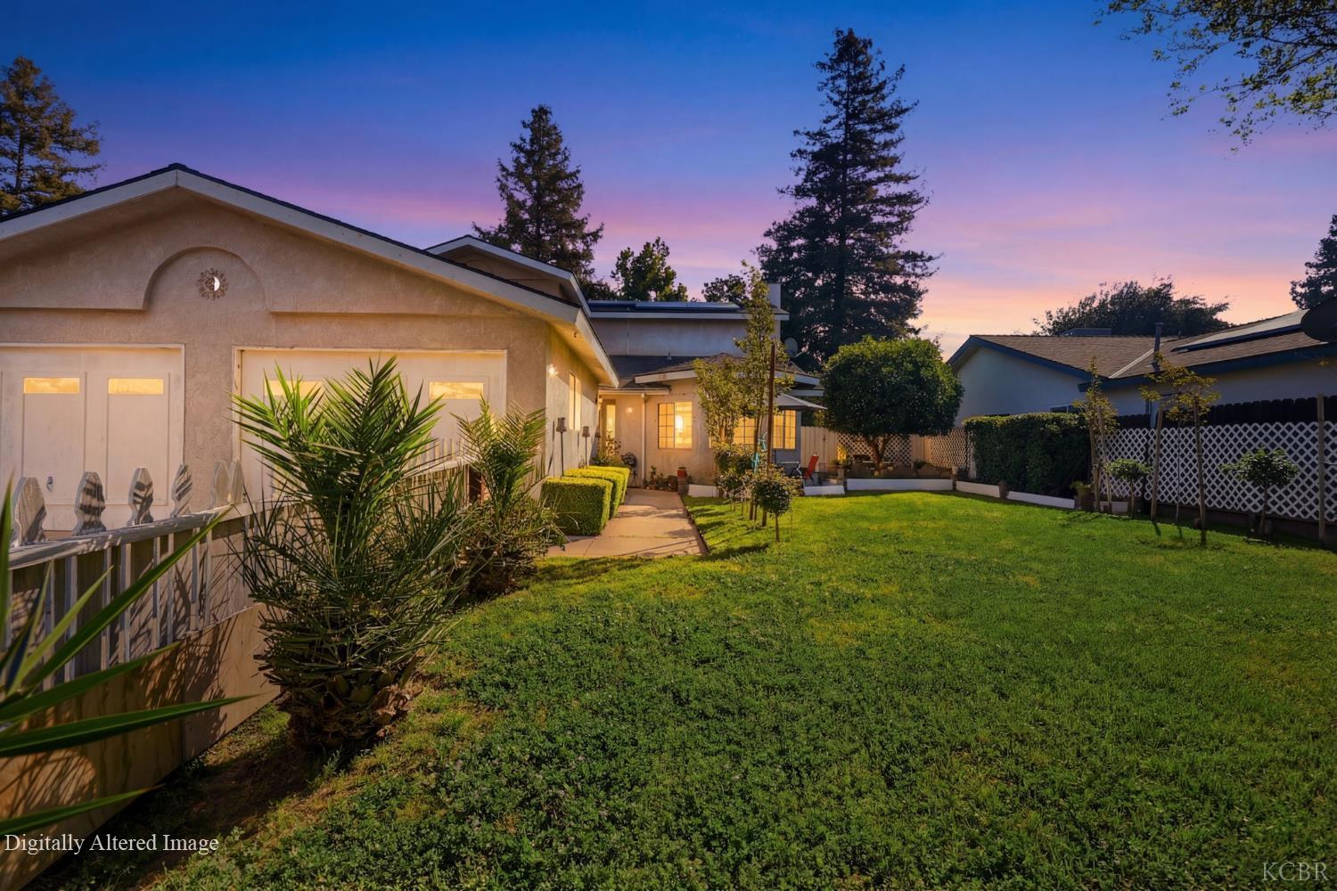 6316 N Barcus Ave, Fresno, CA 93722