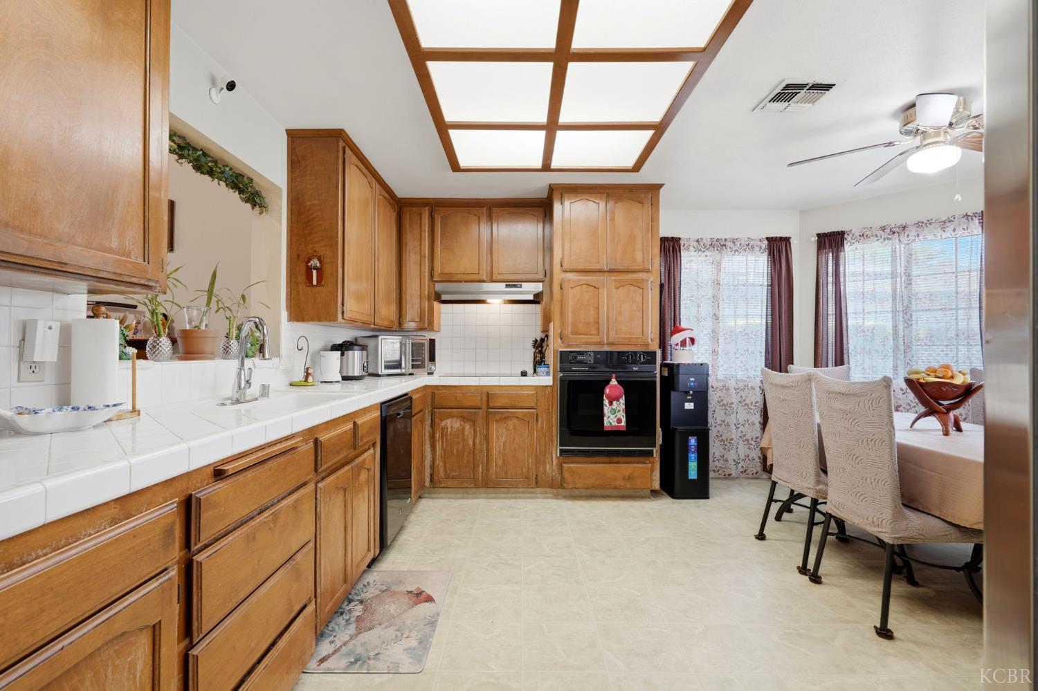 6316 N Barcus Ave, Fresno, CA 93722