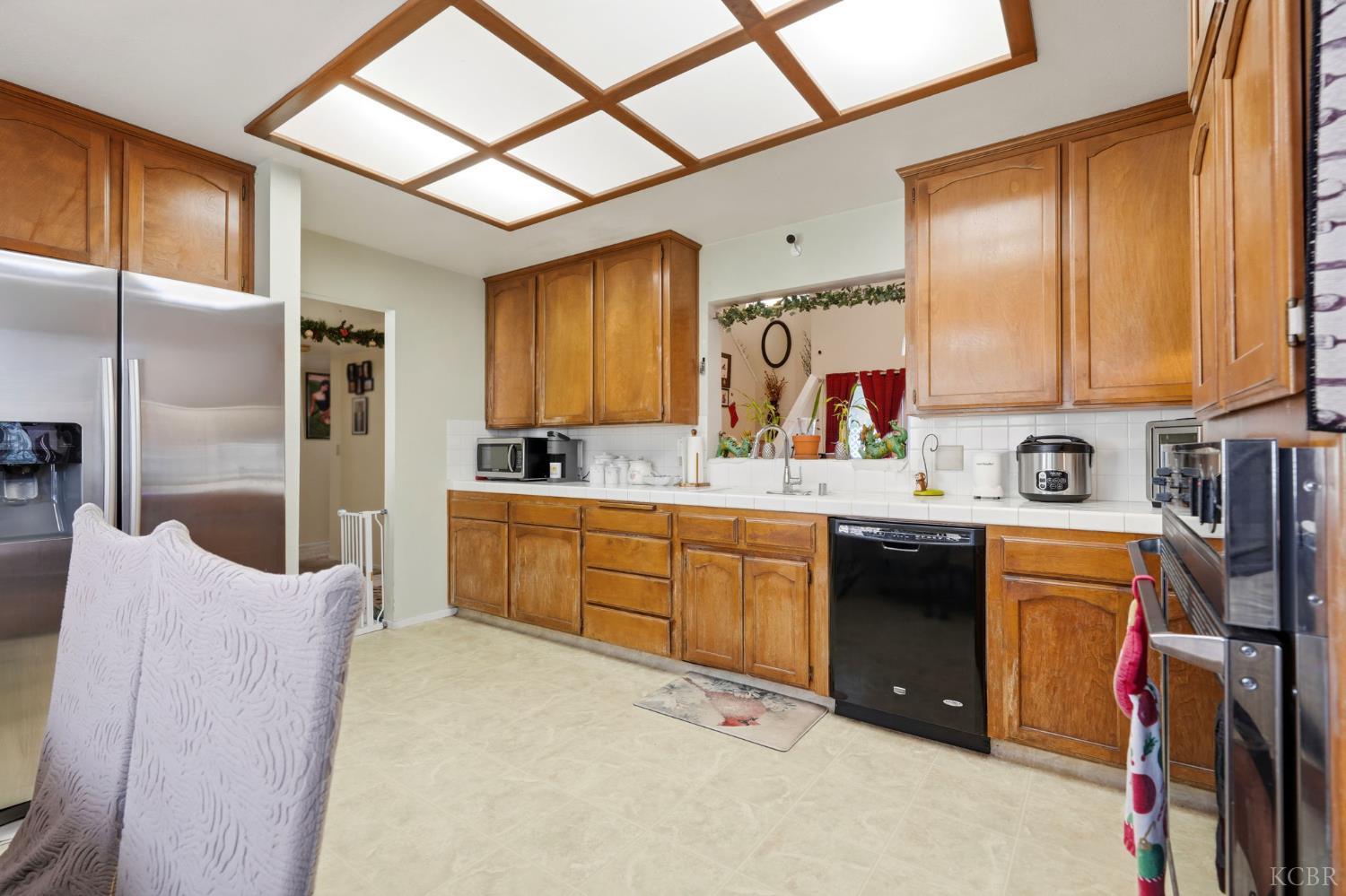 6316 N Barcus Ave, Fresno, CA 93722