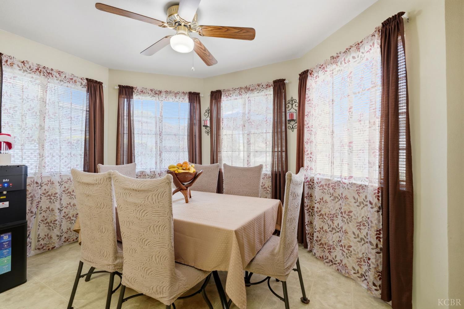 6316 N Barcus Ave, Fresno, CA 93722