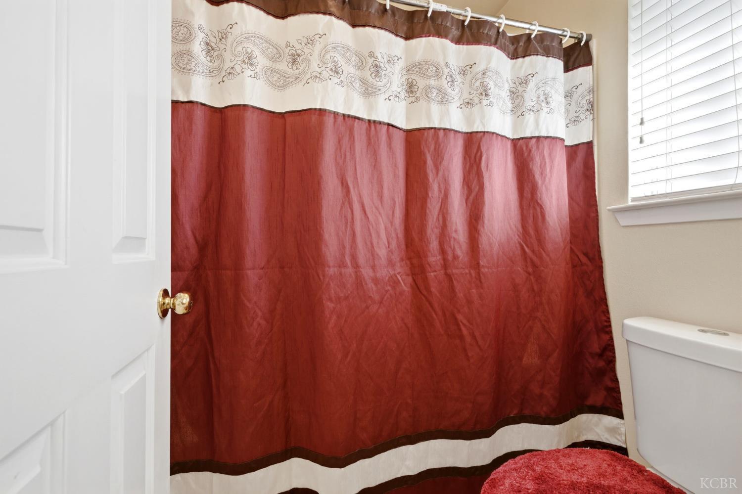 6316 N Barcus Ave, Fresno, CA 93722