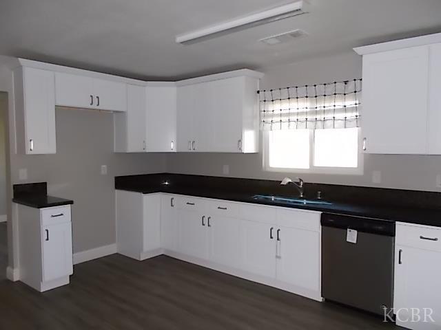 11557 4th Pl, Hanford, CA 93230