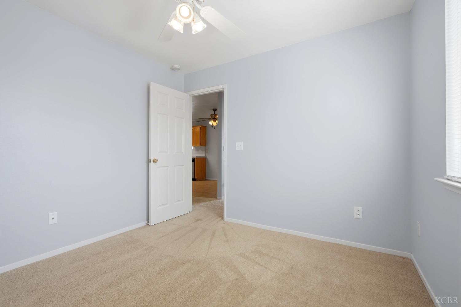 2403 Cherrywood Ct, Hanford, CA 93230