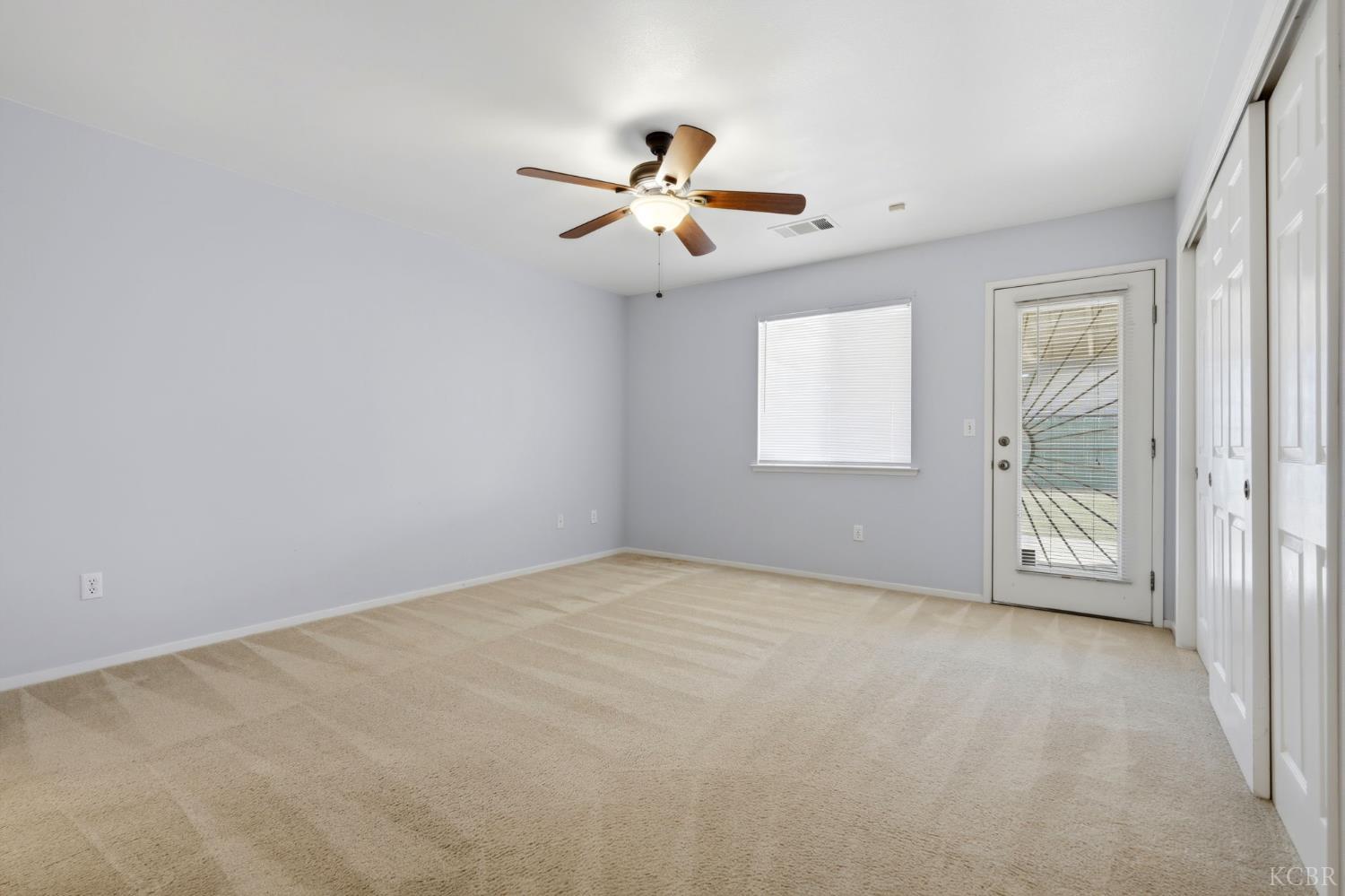 2403 Cherrywood Ct, Hanford, CA 93230