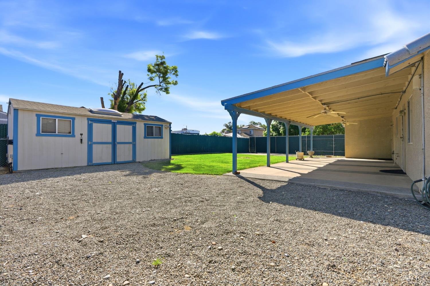 2403 Cherrywood Ct, Hanford, CA 93230