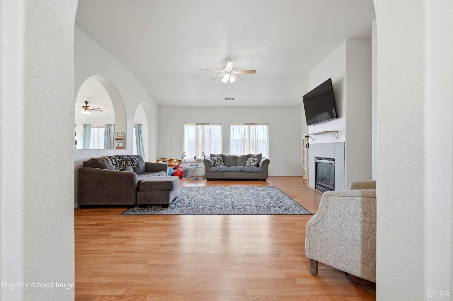 21389 S Haslem, Riverdale, CA 93656