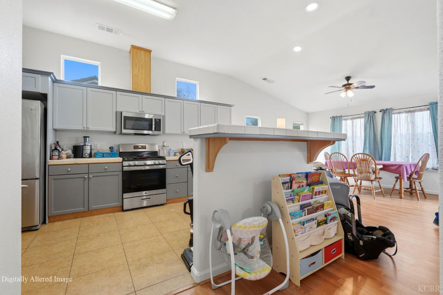 21389 S Haslem, Riverdale, CA 93656