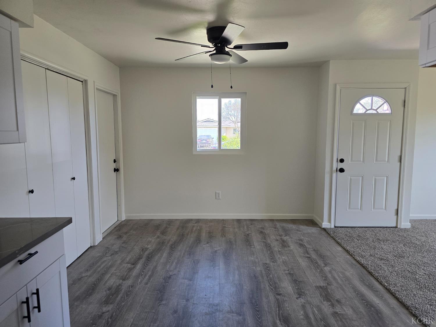 1064 S Anacapa Ave, Hanford, CA 93230