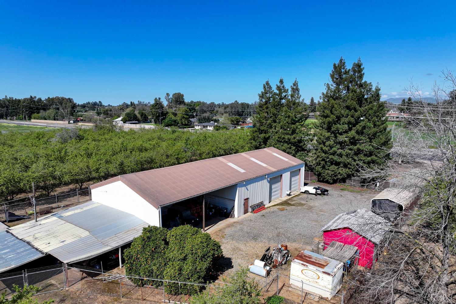 9709 E Shaw Ave, Clovis, CA 93619