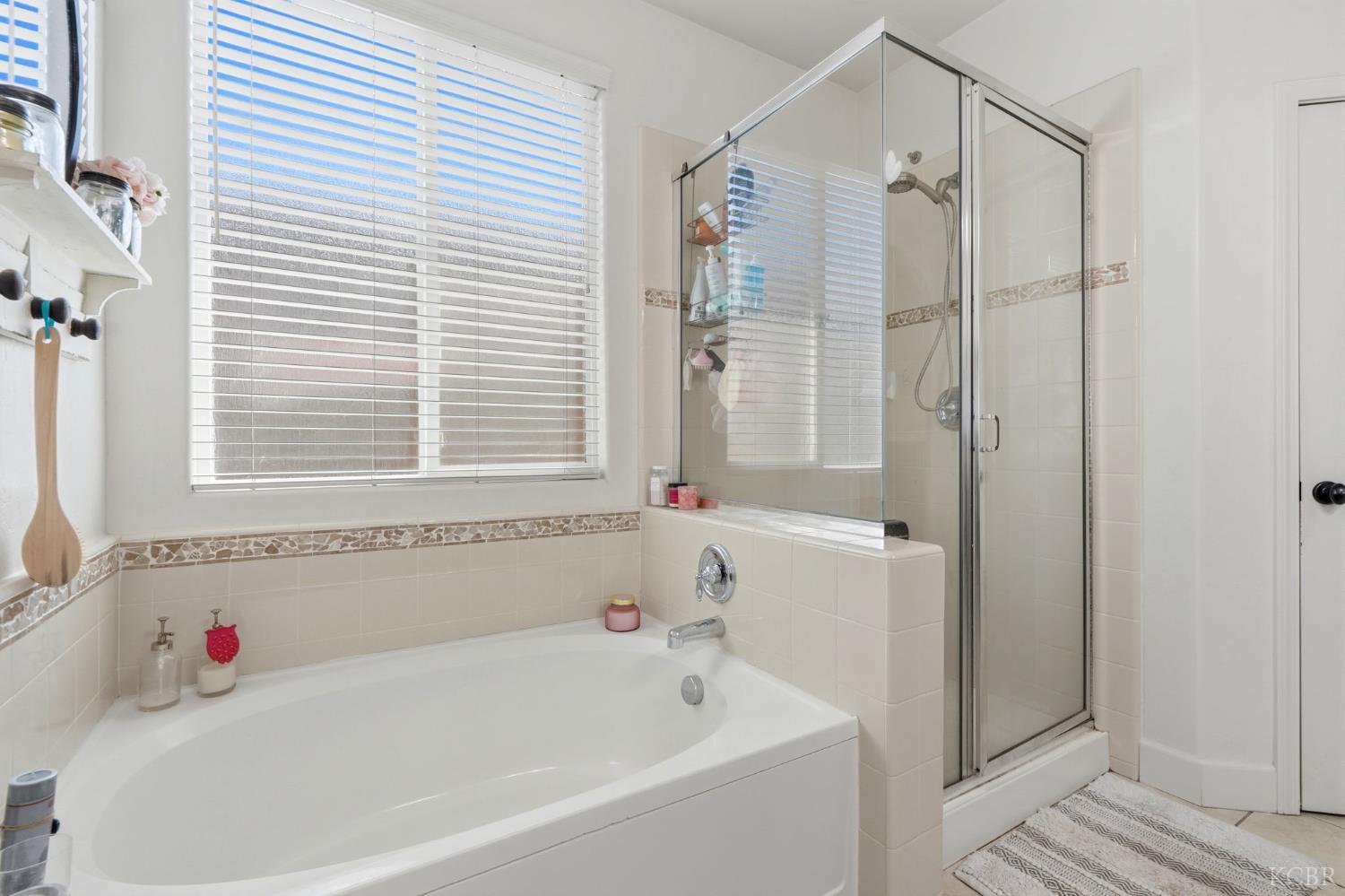 3029 W Vine Ave, Visalia, CA 93291