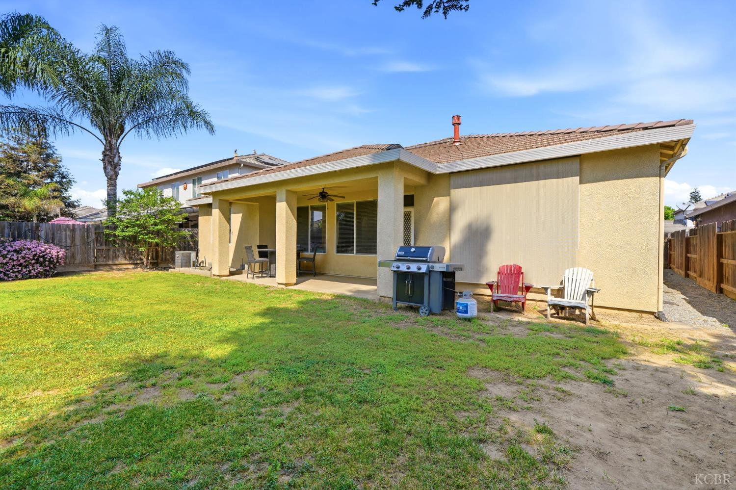 3029 W Vine Ave, Visalia, CA 93291