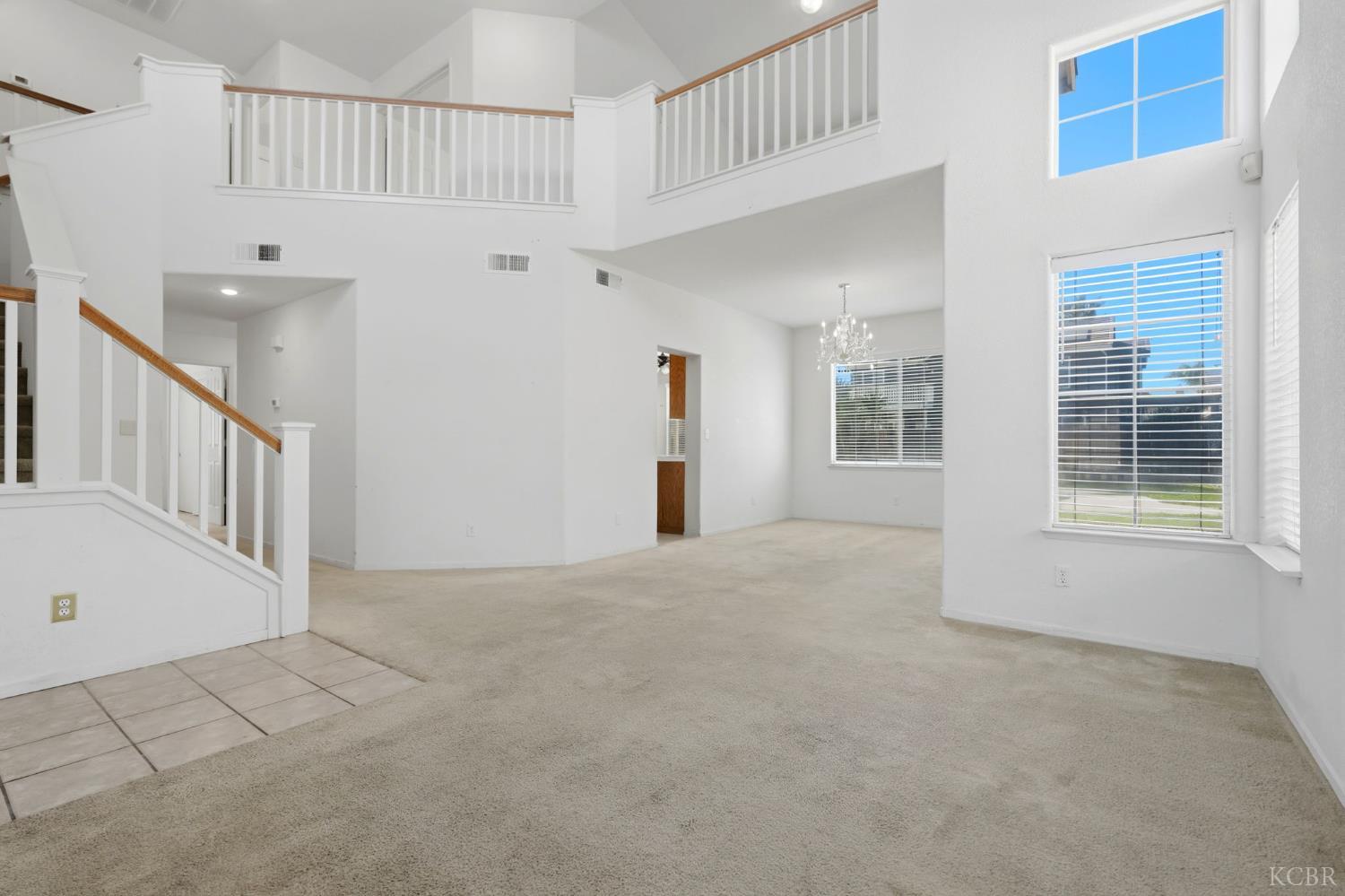 713 Cabernet St, Los Banos, CA 93635