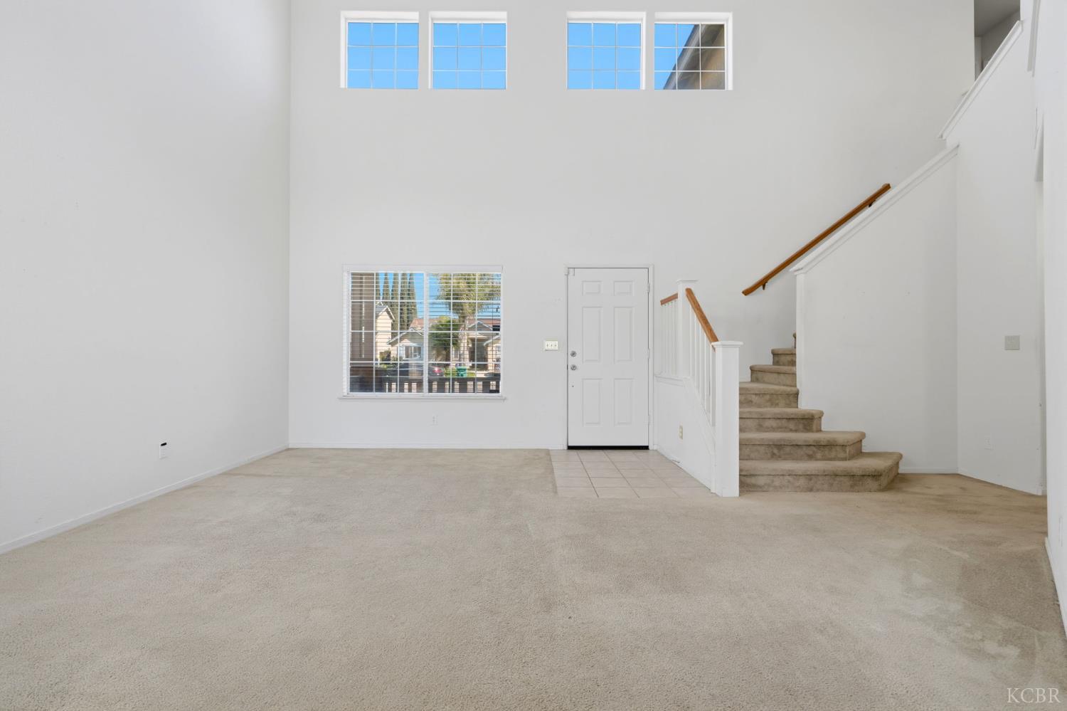 713 Cabernet St, Los Banos, CA 93635