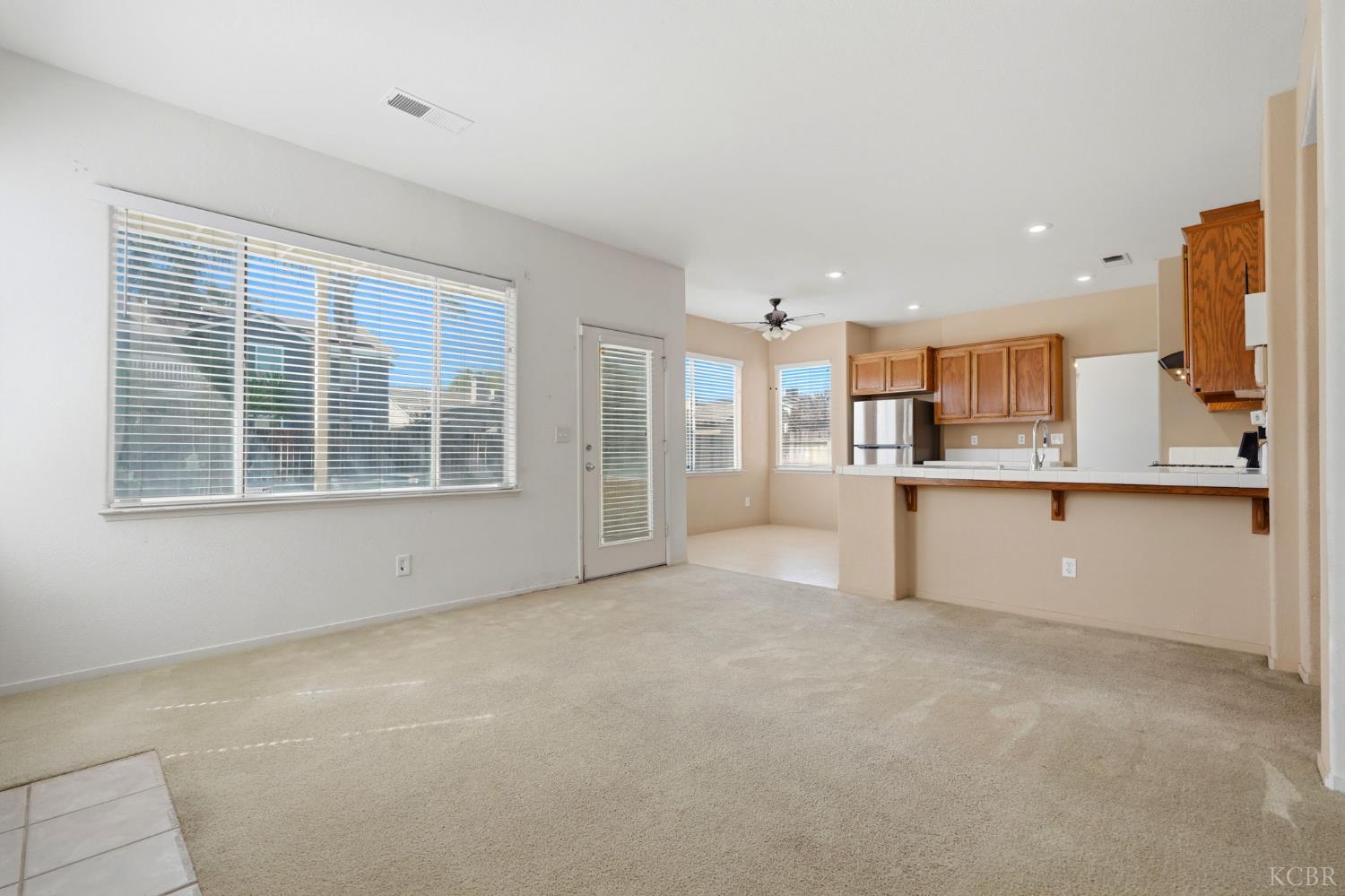 713 Cabernet St, Los Banos, CA 93635