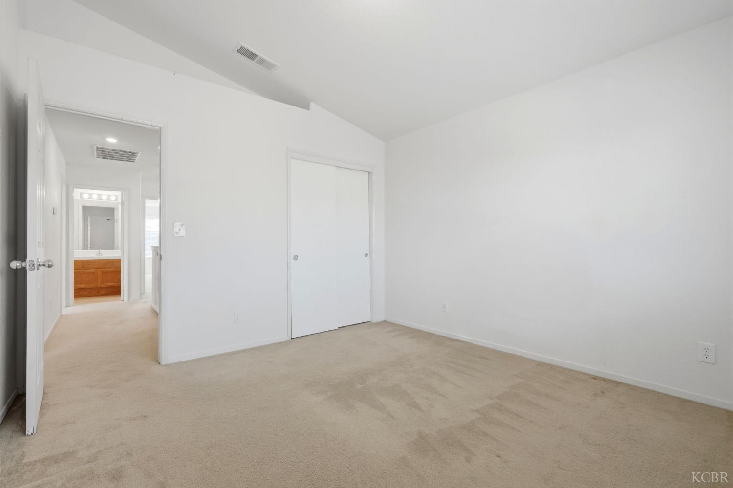 713 Cabernet St, Los Banos, CA 93635