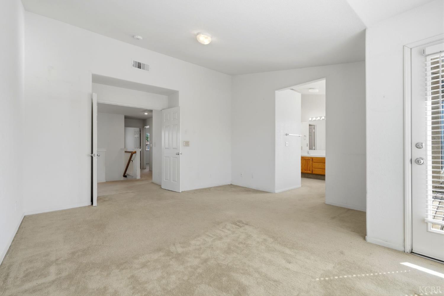 713 Cabernet St, Los Banos, CA 93635