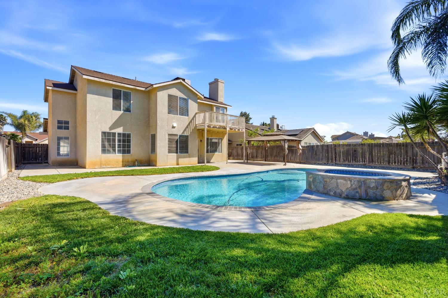 713 Cabernet St, Los Banos, CA 93635