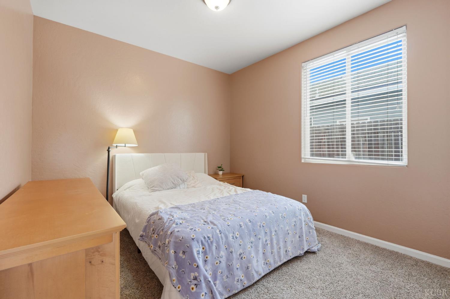 1428 N Leila St, Visalia, CA 93291