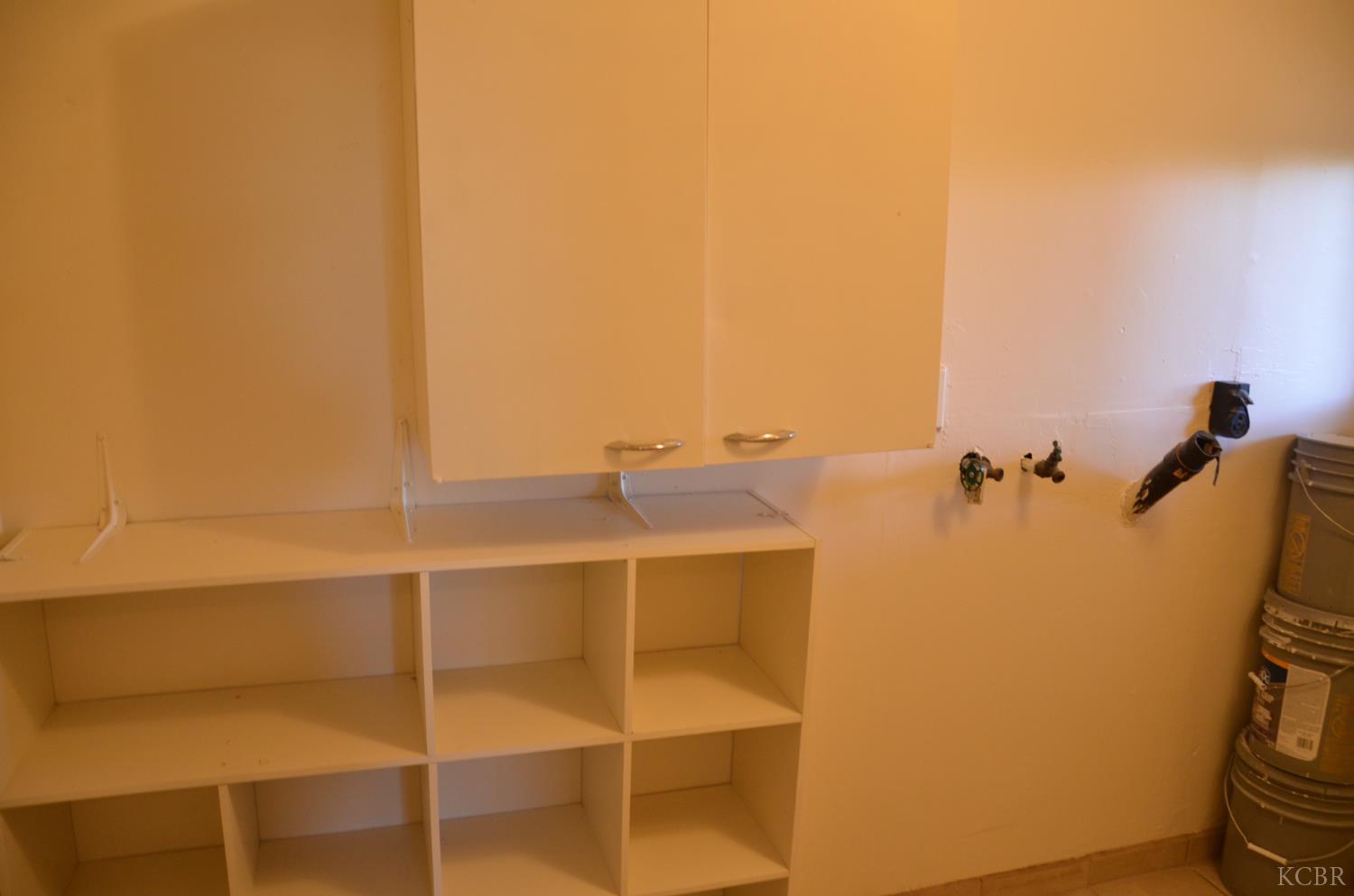 237 Smith Ave, Lemoore, CA 93245