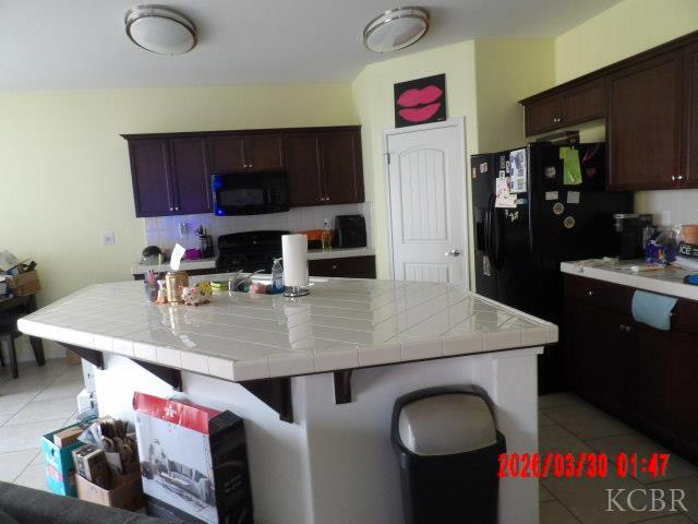 692 Firenze St, Lemoore, CA 93245